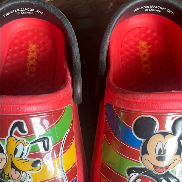 Disney Kids Slip-On Shoes - Picture 2 of 6